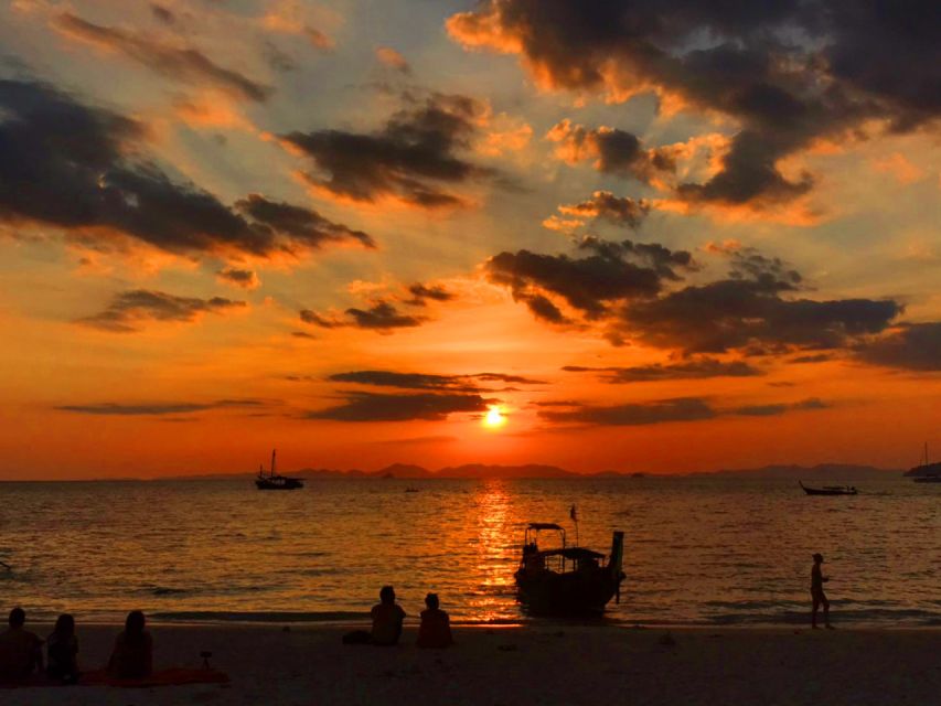 Krabi: 4 Islands Sunset Longtail Boat Tour with BBQ Dinner - Bioluminescent Plankton Swim: The Night-Finale That Actually Feels Special