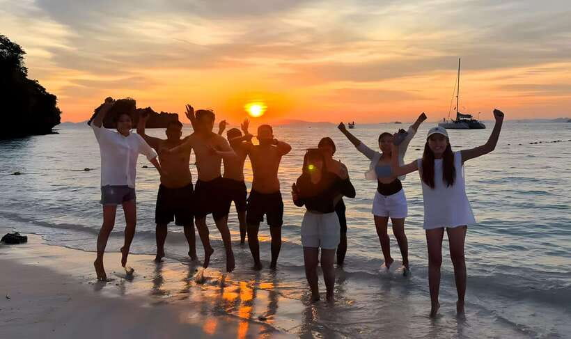 Krabi: 7 Islands Sunset Tour with Plankton Swim and BBQ - Tup Island sandbank walk: the low-tide magic moment