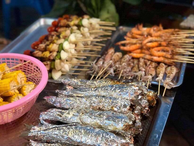 Krabi: Ao Thalane Sunset Kayak adventure (group of 10 max) - The BBQ dinner after kayaking: chicken & seafood plus vegetarian