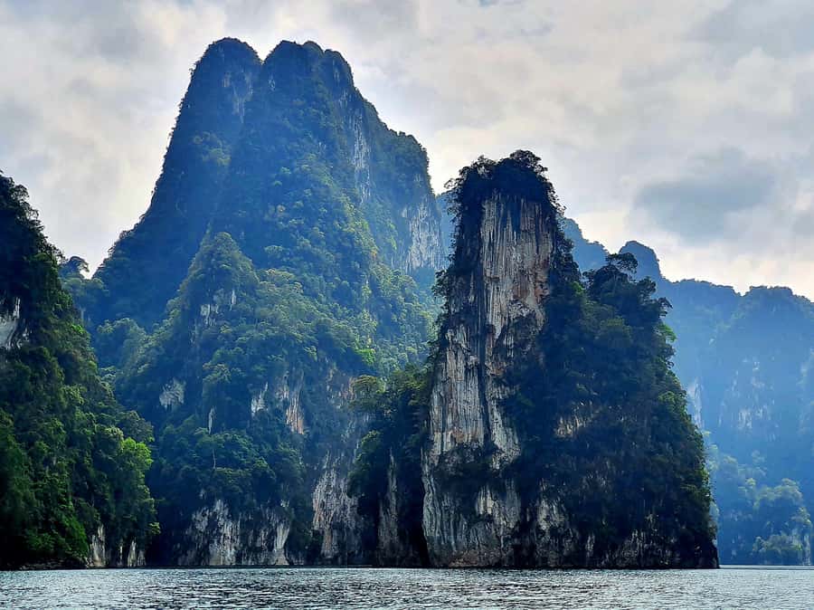 Krabi: Cheow Lan Lake, Diamond Cave, Hiking, All Included - What to bring for cave + boat + jungle (and what to leave behind)