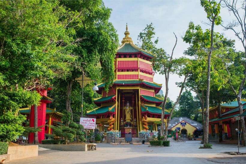Krabi: Emerald Pool, Hot Springs & Krabi Town Day Tour - Key Things to Know Before You Go