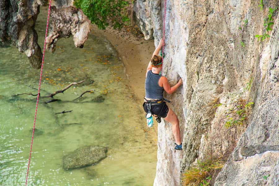 Krabi: Full-Day Rock Climbing Course at Railay Beach - Equipment, lunch, and what to bring so the day stays comfortable