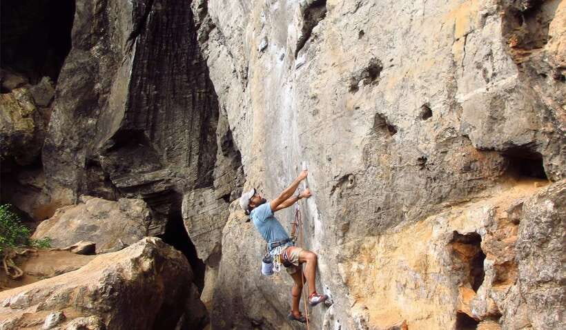 Krabi: Half-Day Rock Climbing Introduction at Railay Beach - The 4-hour plan: safety talk, top rope routes, and abseiling
