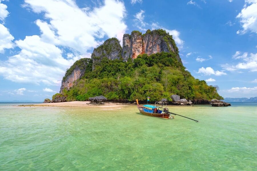Krabi: Half/Full Day 4 Islands Private Local Long Tail Boat - Boat size, pace control, and safety gear that make it easy