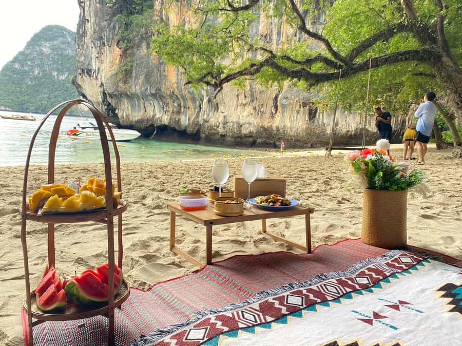 Krabi Hong Island by Luxury Vintage Boat - Mangrove forest sightseeing: the scenic break from open-water focus