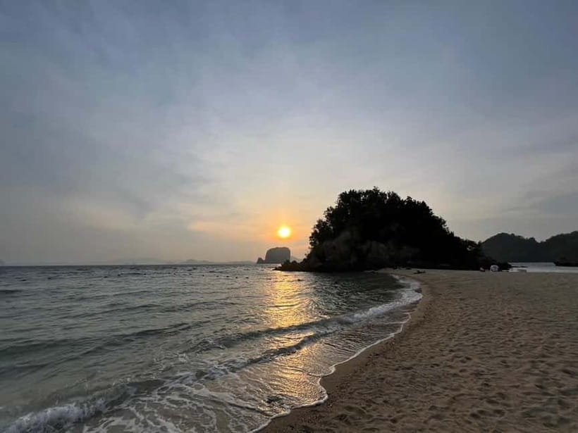 Krabi: Hong Island Sunset and BBQ Dinner Tour - Lading Island snorkeling: fish, marine life, and when to relax