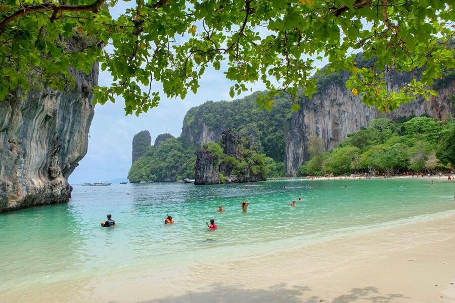 Krabi: Hong Islands Day Tour by Longtail Boat - Hong Island Viewpoint Climb: Panoramas With Real Steps