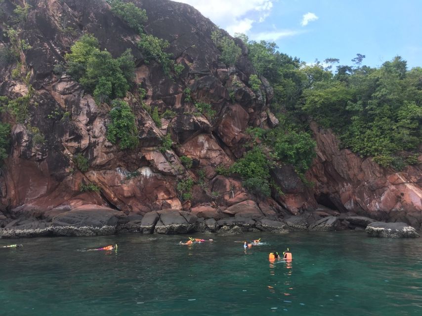 Krabi: Hong Islands Day Trip by Speedboat with Lunch - Lunch in twin bays: simple, filling, and timed right