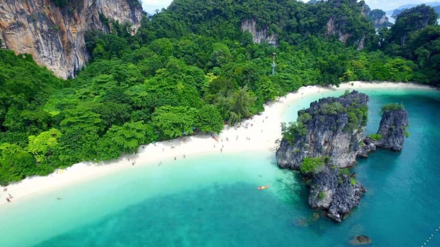 Krabi: Hong Islands Full-Day Private Speedboat Charter Tour - Why a private speedboat makes the Hong Islands day actually feel “yours”