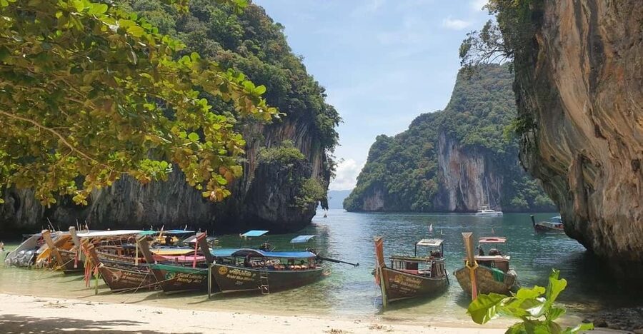 Krabi: Hong Islands - Join tour by Longtail boat - Ko Pak Bia: The Sandbar, the Beach, and a First Swim