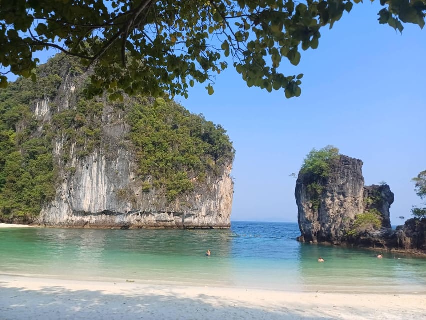 Krabi: Hong Islands - Join tour by Longtail boat - Snorkeling Gear, Life Jackets, and Staying Comfortable