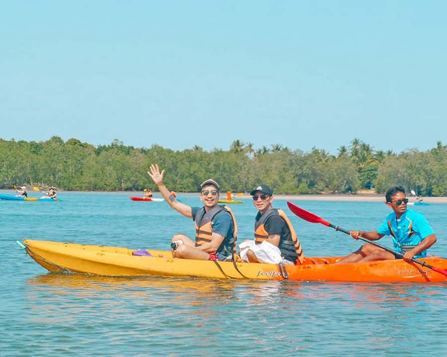 Krabi: Kayaking in Ao Thalane Bay Beautiful Mangrove Forest - Guides, Small-Group Size, and What You Get for 3 Hours on Kayaks