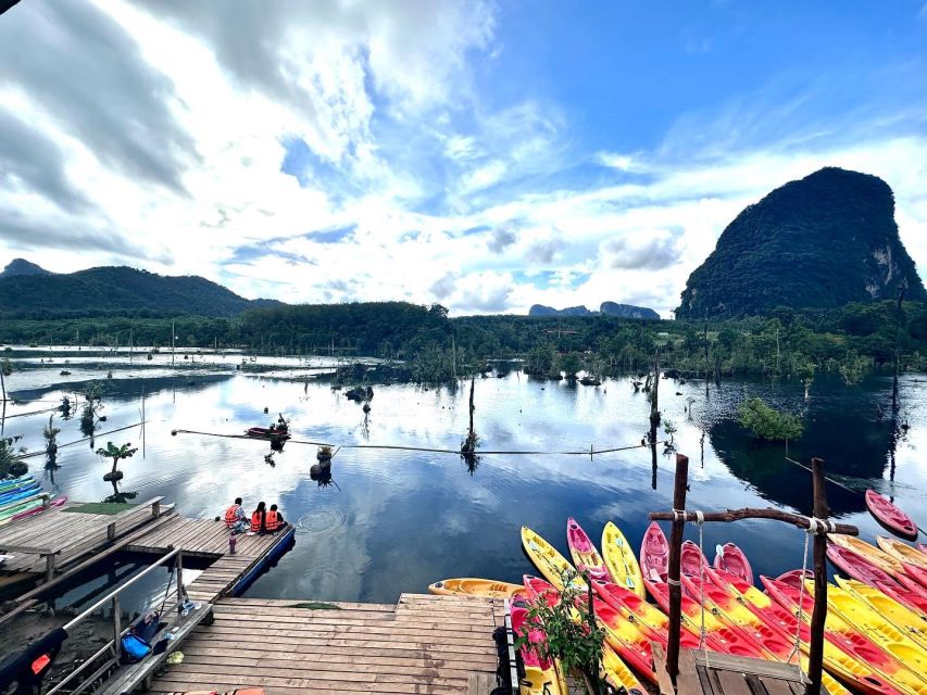 Krabi: Klong Root Kayaking Viewpoint,Fish Feeding and more - Pineapple farm and why it fits this route