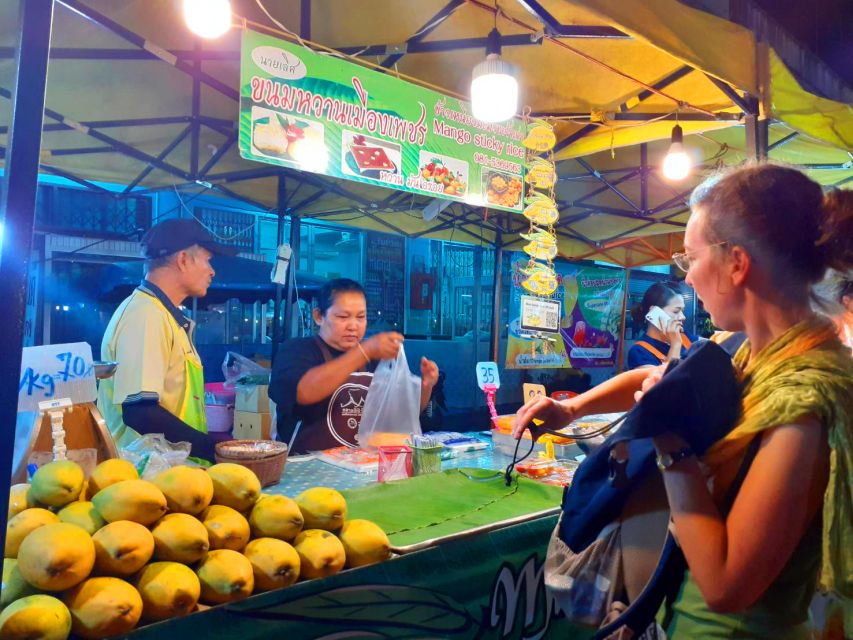 Krabi: Local Street Food Night Tour - The market walk itself: what you’ll do from 6 to 9