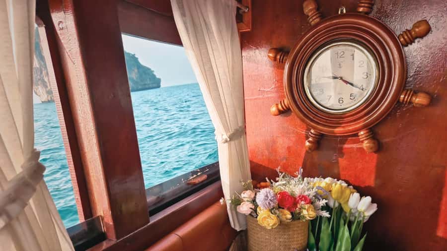 Krabi: Luxury Sunset Cruise to Hong Island Private Tour - Lao Lading and the quieter stops between the big sights