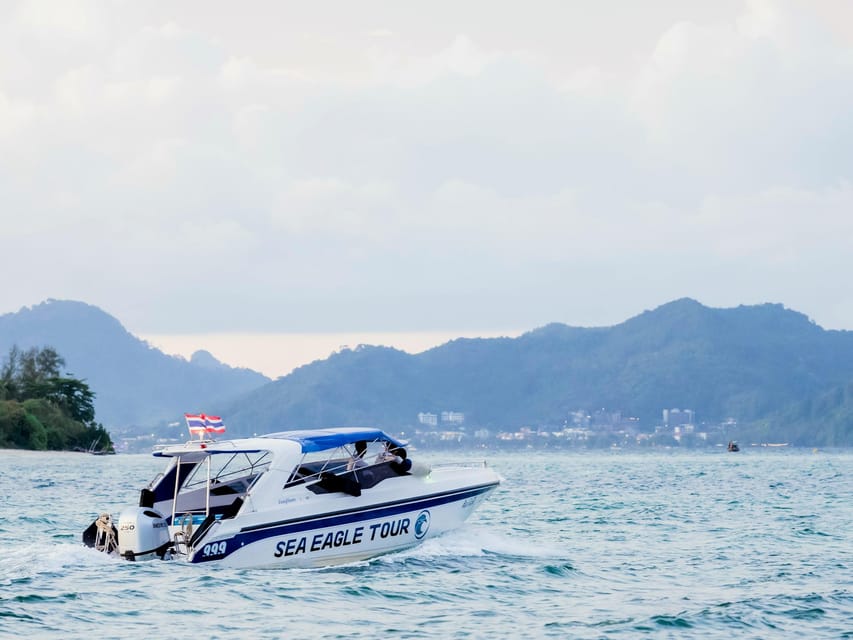 Krabi: Phang Nga Bay Blitz to James Bond Island with Lunch - Khao Phing Kan: learning why it looks split