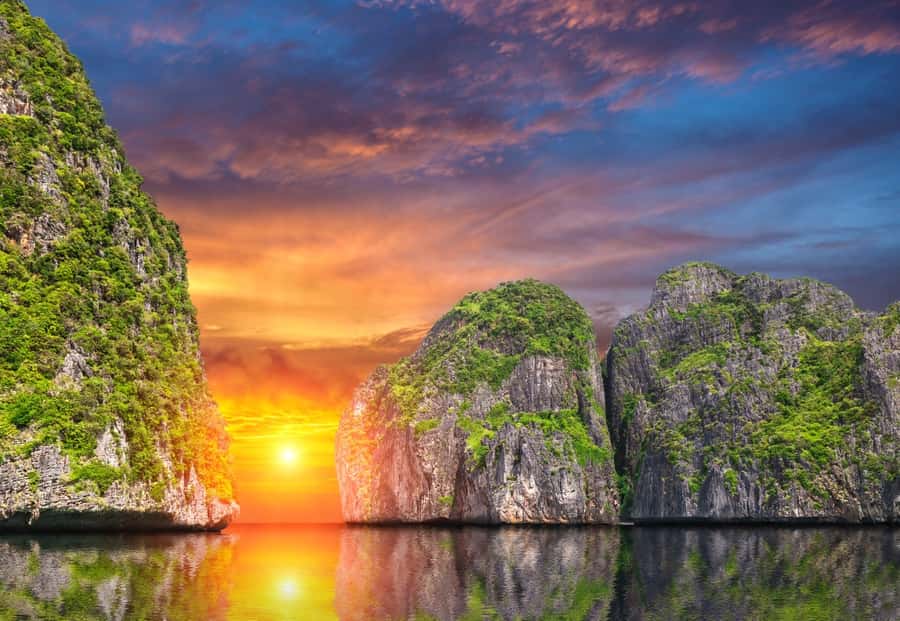 Krabi: Phi Phi Island Sunset Maya Bay and Four Islands Tour - Pileh Lagoon: the second snorkeling stop and the best “big fish tank” feeling