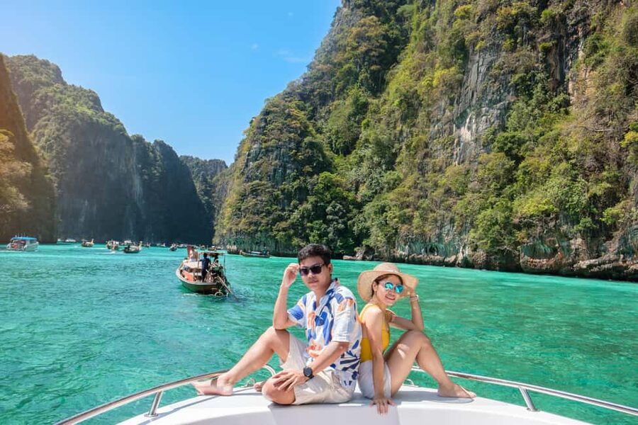 Krabi: Premium Phi Phi Islands Day Trip with Lunch & Snorkel - Bamboo Island: white sand, quick swim time, and the life jacket reality