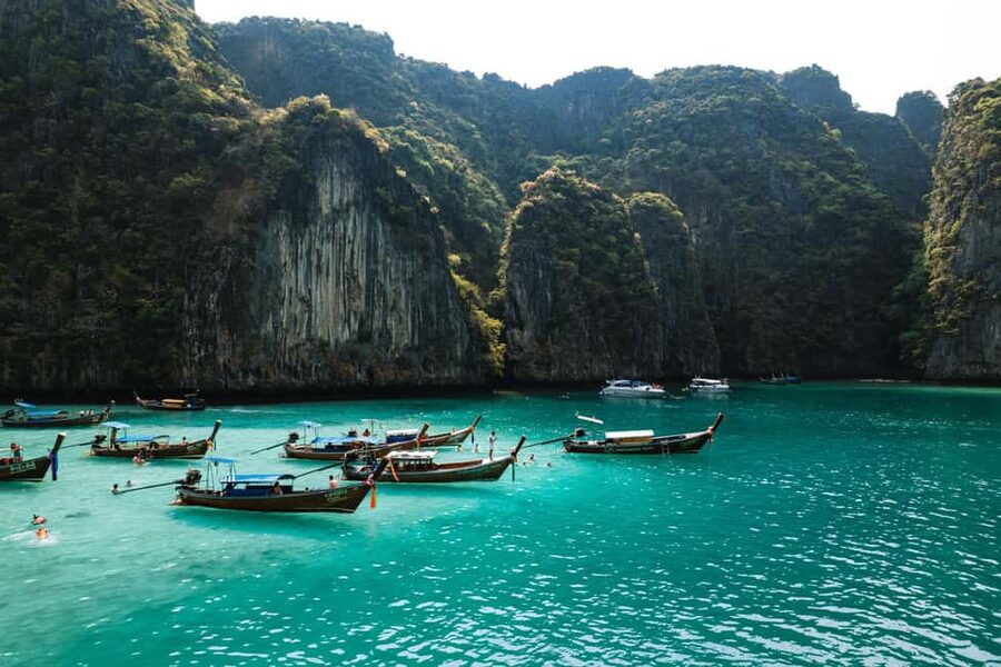 Krabi: Premium Phi Phi Islands Day Trip with Lunch & Snorkel - Pickup timing from Ao Nang vs Krabi Town: plan your morning like a pro