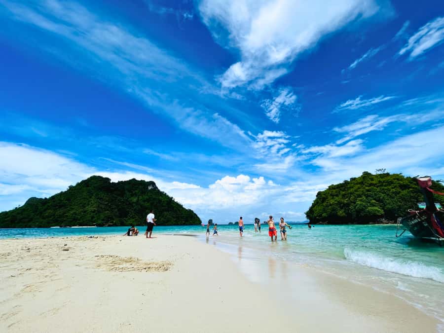 Krabi: Private 4 Islands Longtail Boat Tour With Cave Visit - Private Longtail Boat in Krabi: What You’re Paying For