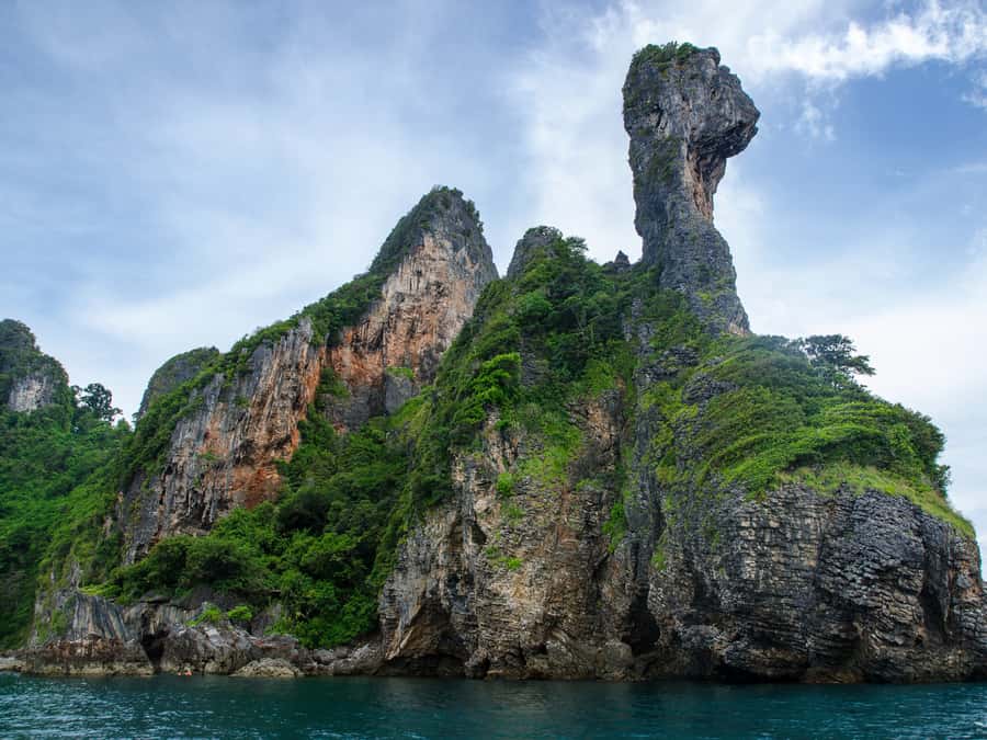 Krabi: Private 4 Islands Longtail Boat Tour With Cave Visit - Weather and Schedule Shifts: When Your Island Day Changes