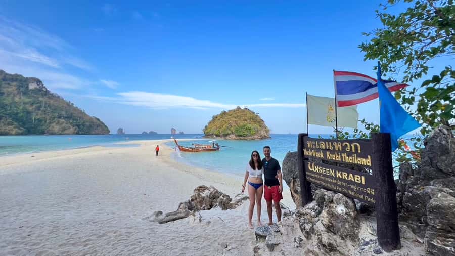 Krabi: Private Long Tail Boat to the 4 Islands - Talae Waek parting sea and Chicken Island’s rock shape