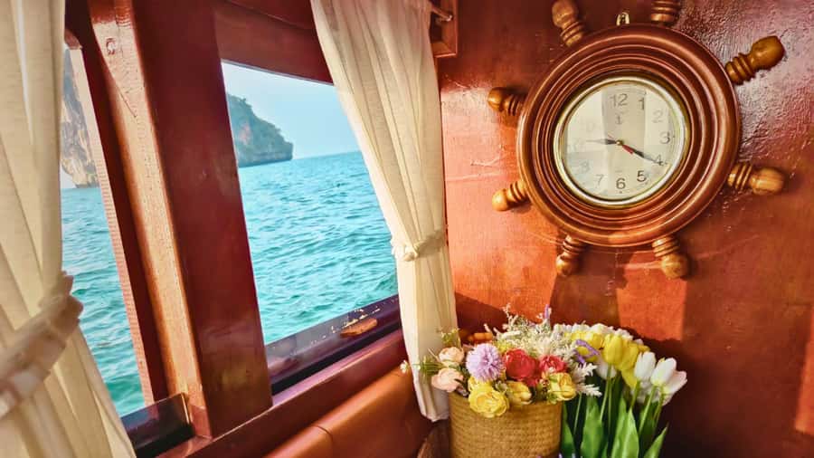 Krabi: Private Luxury Boat to Hong Islands Sunrise & Picnic - Pak Bia Island snorkeling: good views, but plan for gear quirks