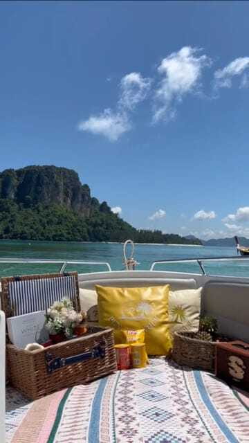Krabi: Private Luxury Speedboat with picnic beach (4 island) - Picnic beach lunch: why the meal here feels like part of the trip
