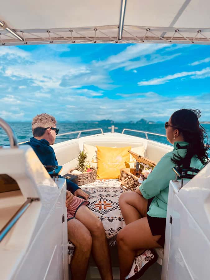 Krabi: Private Luxury Speedboat with picnic beach (4 island) - Onboard extras that make it feel premium (and easier)