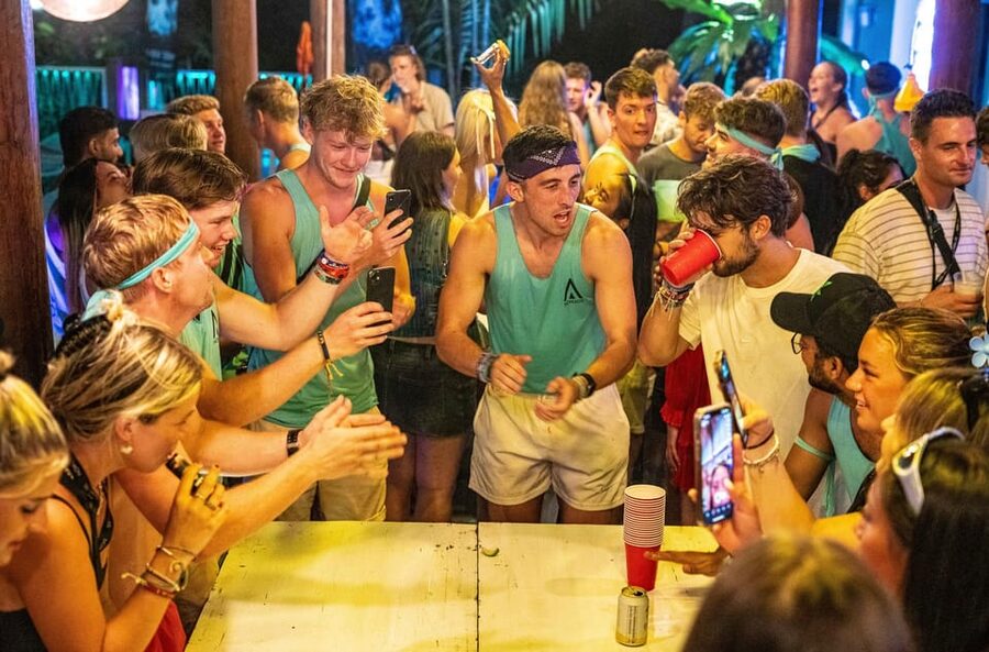 Krabi Pub Crawl - Join Nomads For The Best Night in Ao Nang! - Group Size, Timing, and How to Stay With the Crew