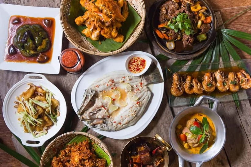 Krabi: Romantic Set-Menu Candlelight Dinner - Lae Lay Grill’s mountain setting and the views you came for