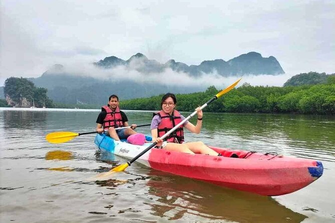 Krabi Sea Kayaking Tour Adventure at Ao Thalane - Getting the most from the mangrove tunnels (and not rushing)