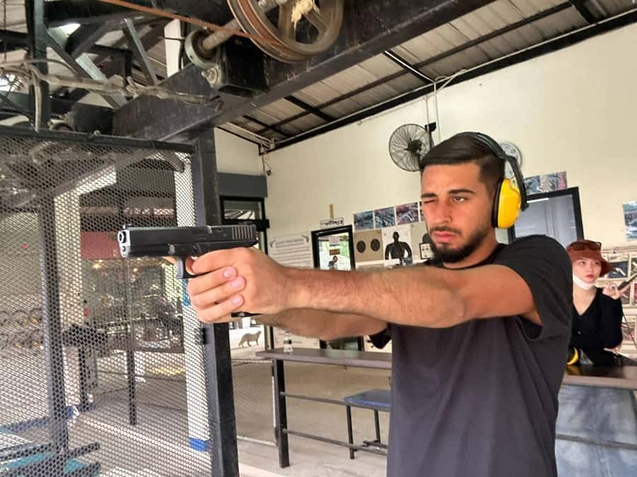 Krabi shooting package C 5guns - English Instruction: Helpful for Planning and Calm Communication