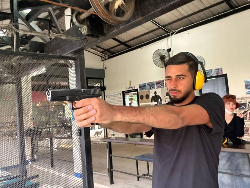 Krabi shooting range (9mm GLOCK17 10 bullet) - The range time: 9mm GLOCK17 and your 10-bullet session