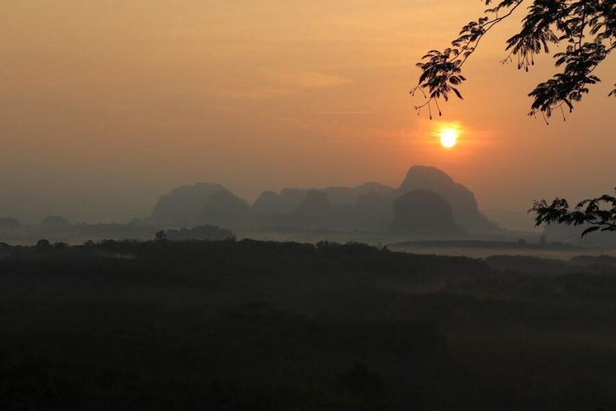 Krabi: Sunrise Breakfast & Kayaking at Khlong Nam Sai - Should You Book Krabi Sunrise Breakfast & Kayaking at Khlong Nam Sai?