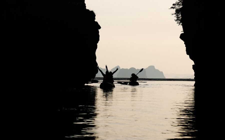 Krabi: Sunset Kayaking Ao Thalane with Dinner BBQ - Timing, Tides, and Clouds: The Sunset May Not Be Perfect