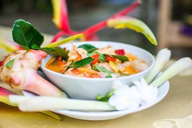 Krabi Thai Cooking Class at Ya Cookery School - Taste, Water, and the Pace of a 5-Hour Cooking Session