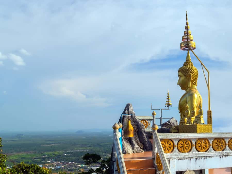 Krabi: Tiger Cave, Hot Springs & Emerald Pool Private Tour - What You Pay for: Price, Value, and Entrance Fees
