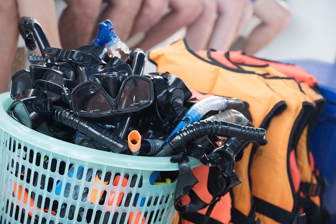 Krabi to Phi Phi Islands by Speedboat - Maya Bay: lunch by the water and the cliffs you can’t ignore