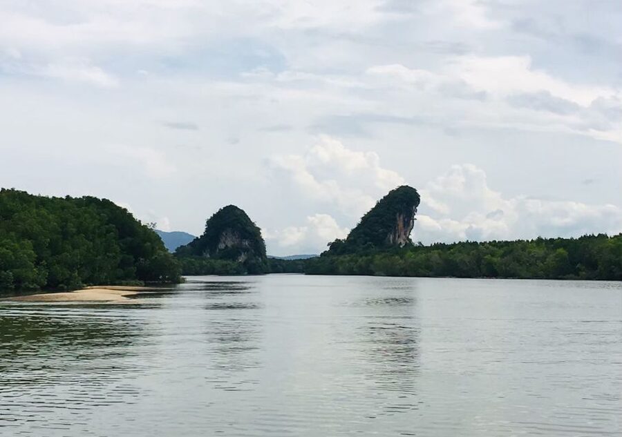 Krabi: Twin Mountains & Koh Klang Local Community Tour - Khao Kanap Nam: twin limestone mountains and the 100-meter photo line