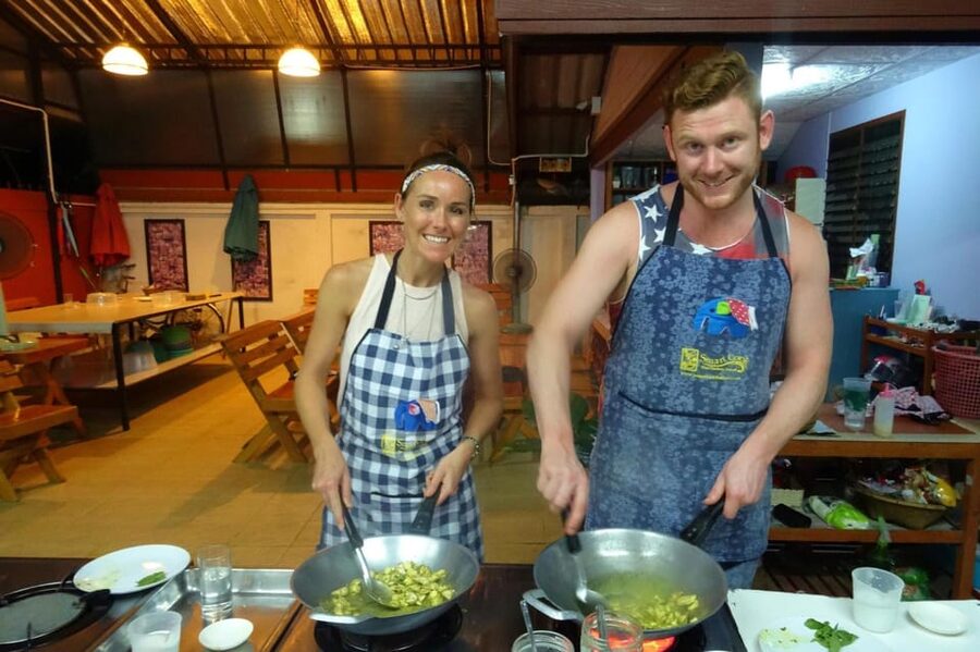 Krabi: Unveiling Thai Flavors by Night at Smart Cook School - The 1-hour cooking class: technique over memorizing