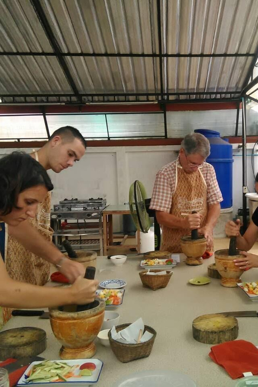 Krabi: Unveiling Thai Flavors by Night at Smart Cook School - Dinner time plus spicy salad prep: what you’ll actually eat