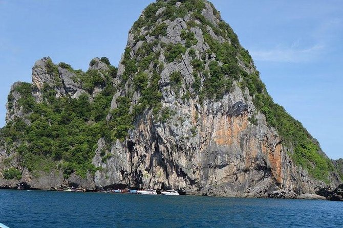 Lanta 4 Islands + Emerald Cave Snorkeling Tour - What you actually get for $37.50: transfers, gear, meals, and safety items