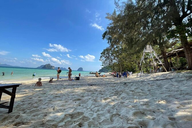 Lanta 4 Islands tour (Longtail boat) - Stop 4: Ko Maa for a final snorkeling session