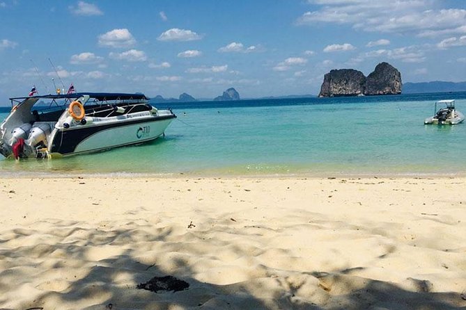 Oneday Tour 4 Islands and Emerald Cave By Tin Adventure Sea Tour from Koh Lanta - Four Islands and Tham Morakot Emerald Cave: why this route works