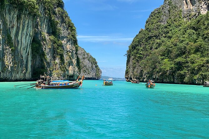 Phi Phi + 4 Islands Avoid the Crowds Tour From Krabi - Hotel pickup and meeting point: make your first hour easy