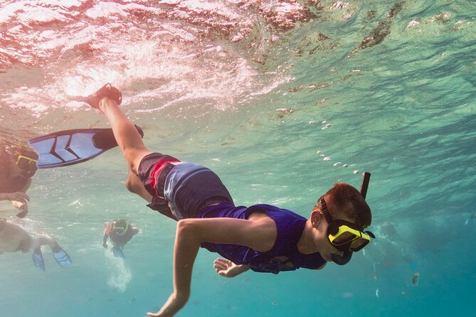 Phi Phi 4 Islands Sunset Tour with Bioluminescent Plankton - Comfort and safety notes (especially if you’re not a super-athlete)
