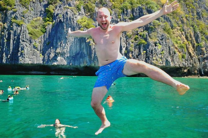 Phi Phi Early Bird & 4 Islands - Day Tour by Speedboat From Krabi - Tup Island Sandbar and Koh Mor: Where Low Tide Helps Your Photos