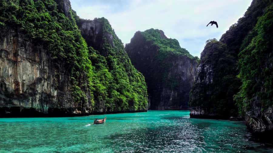 Phi Phi: Exclusive Full Day Longtail Boat to 7 Islands - Key Things That Make This Phi Phi Longtail Day Worth It
