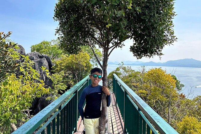 Private Longtail Boat Tour to Hong Islands - Stop 2: Pak Bia Island and the low-tide swing moment